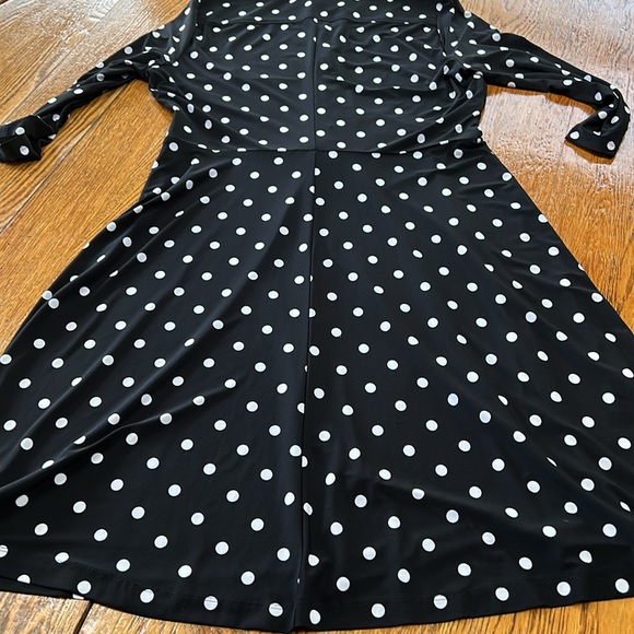 Evan Picone black and white dotted circle skirt shirt dress.Long sleeve, Size 14 - Picture 8 of 8